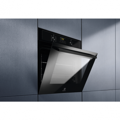 Electrolux EOF3H50BK 4