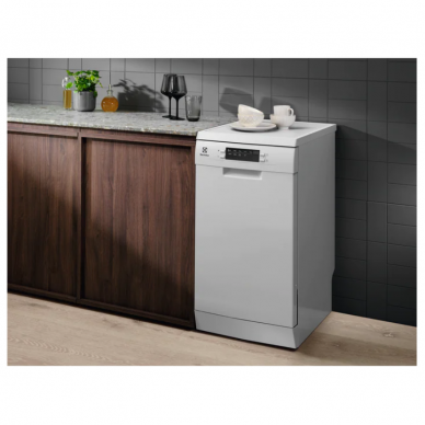 Electrolux ESA42110SW 5